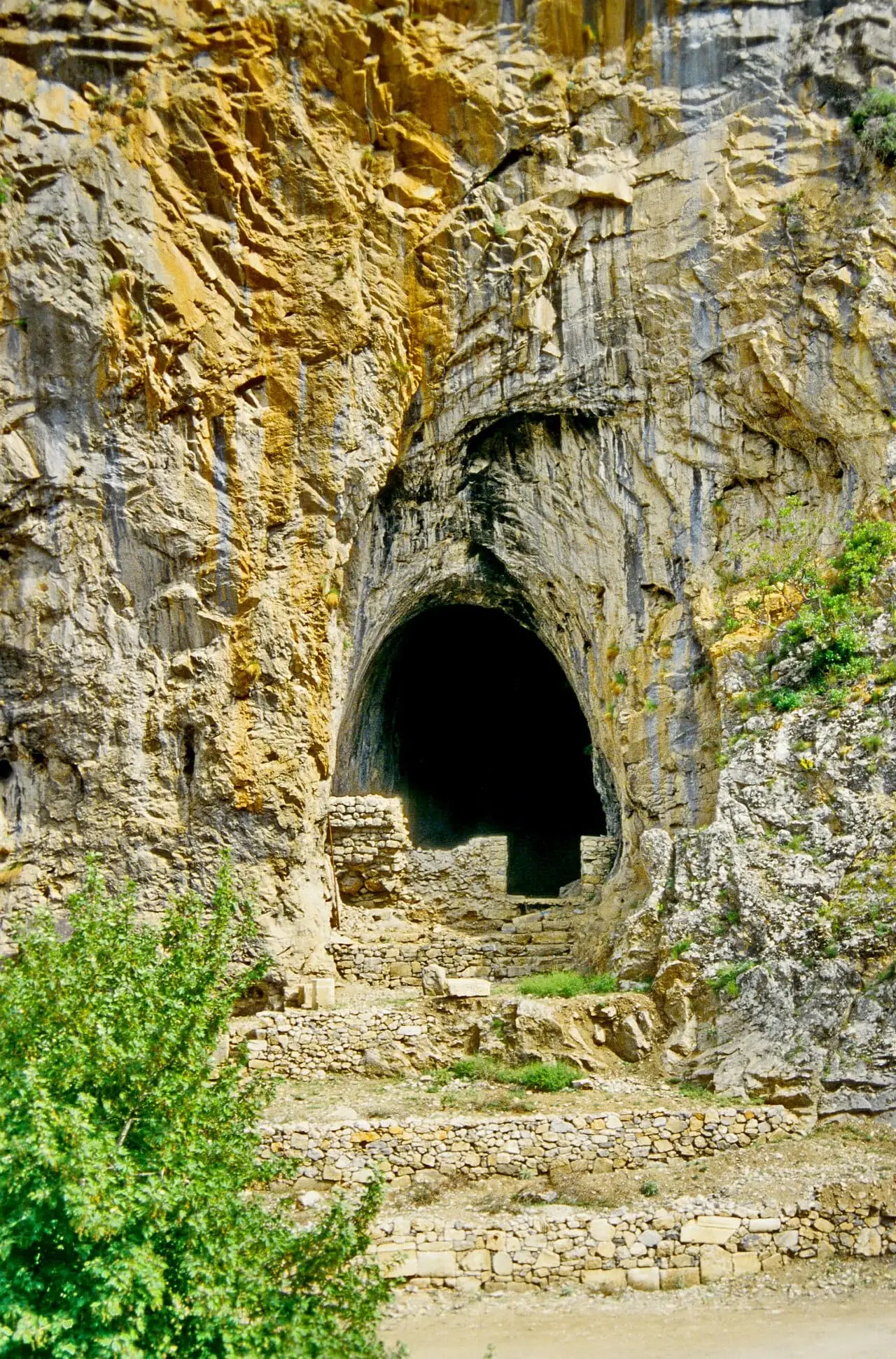 Zindan Cave - Aksu