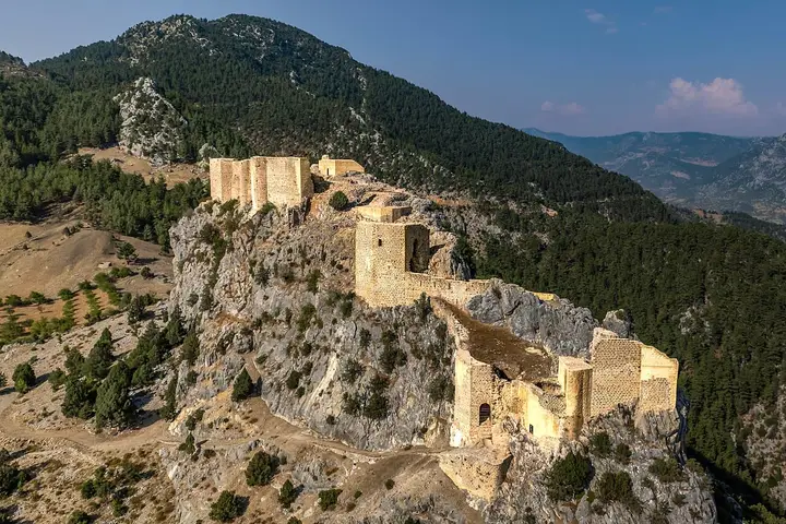 Feke Castle (Vahka Castle) - Feke