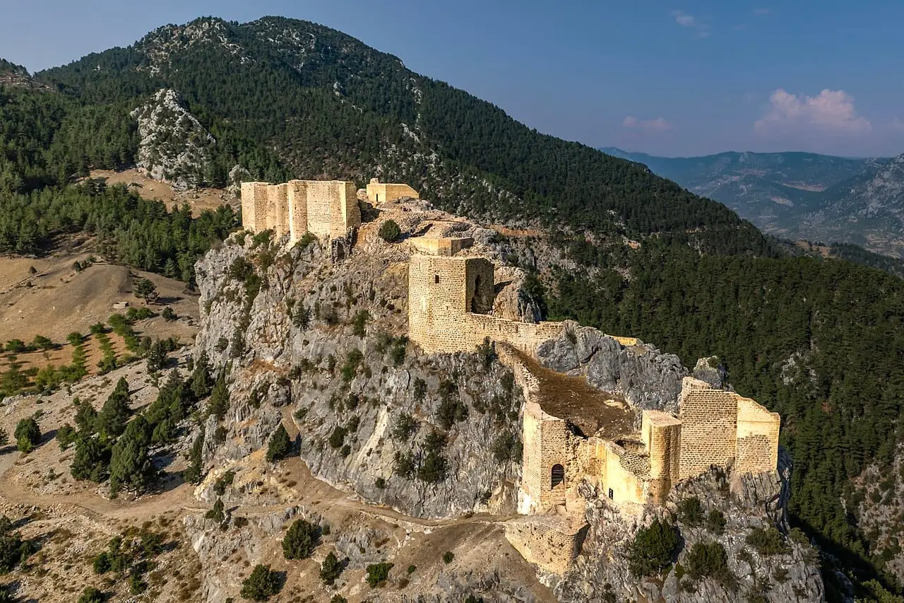 Feke Castle (Vahka Castle) - Feke