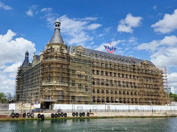 Haydarpaşa Station - Kadıköy