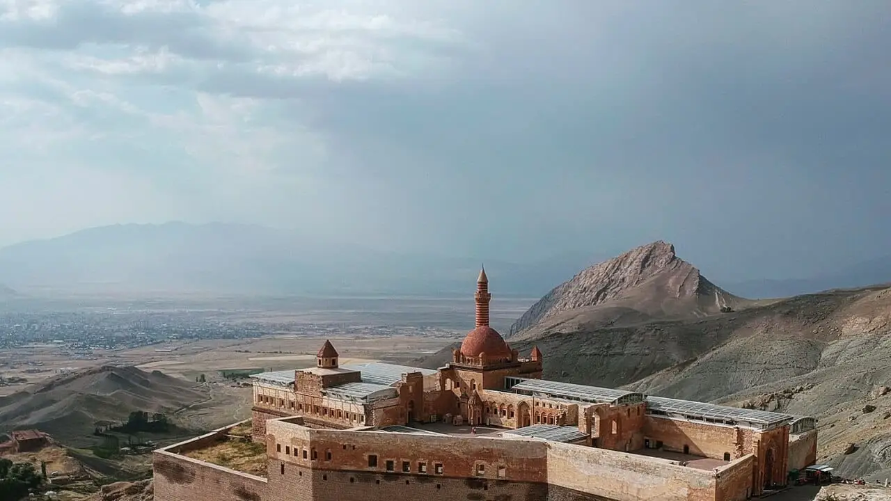 İshak Paşa Palace - Doğubayazıt