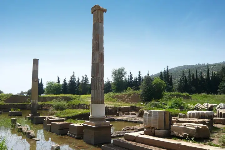 Храм Аполлона в Кларосе (Klaros Apollon Tapınağı)