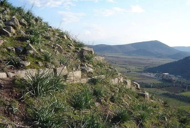 Atarneus Ancient City - Dikili