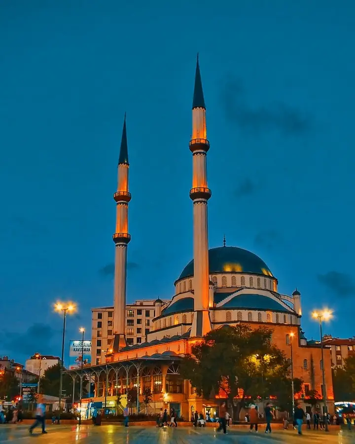 Bağcılar Meydanı - Bağcılar