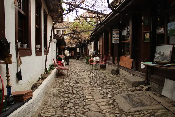 Араста Сафранболу