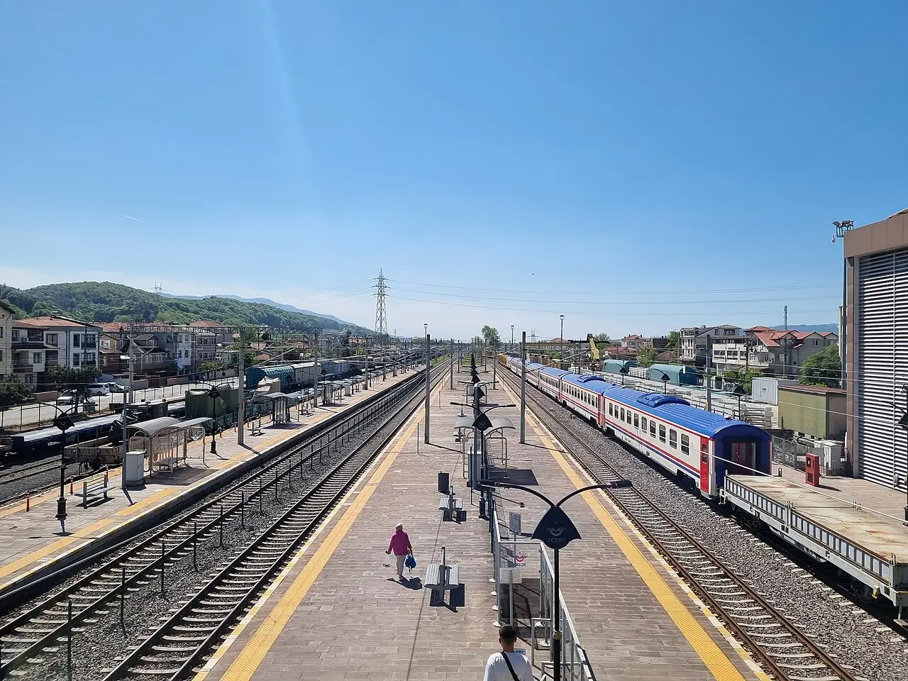 Arifiye Railway Station - Arifiye