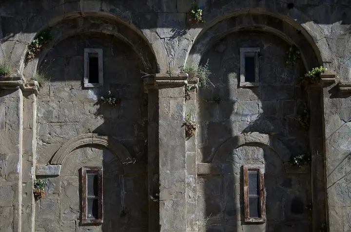 Blind arches on the façade of the Barhal Church
