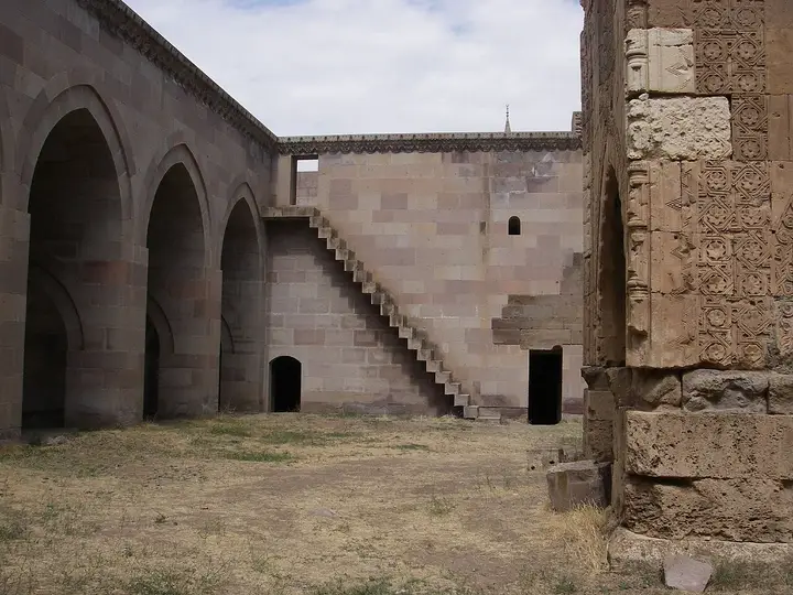 Sultanhanı - Bünyan