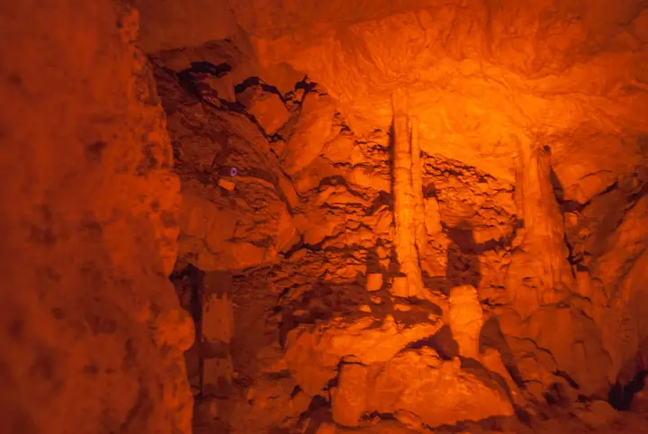 Inside İnsuyu Cave