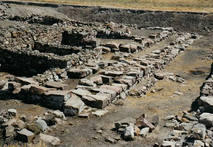 Археологический памятник Кюльтепе