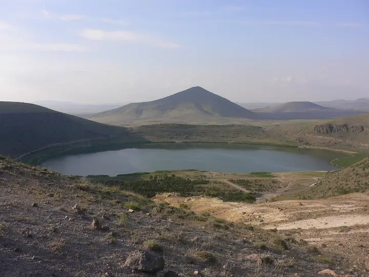 Narlıgöl crater lake