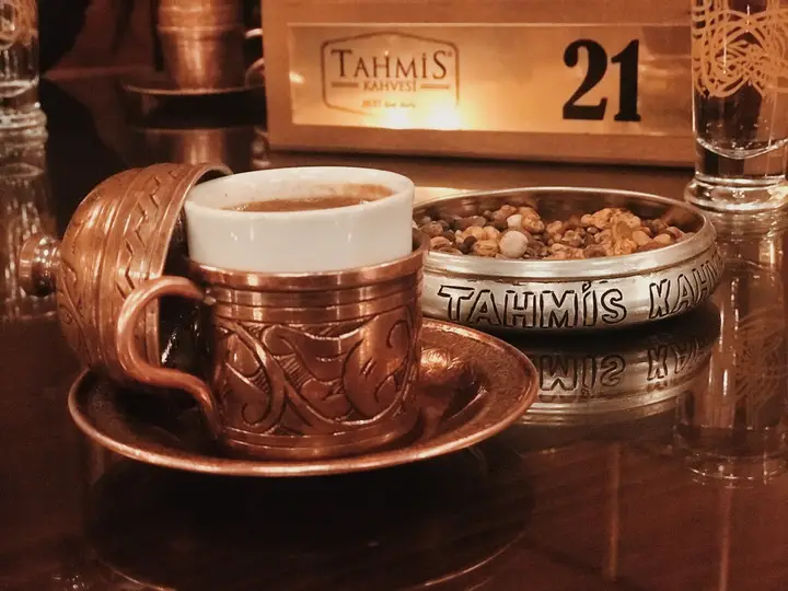 Кофе в кофейне Тахмис