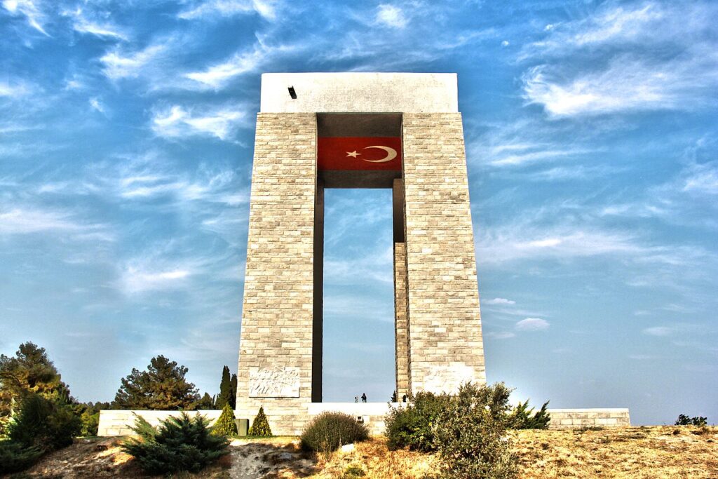 Çanakkale Şehitleri Abidesi - Eceabat